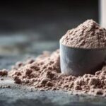 A imagem atual não possui texto alternativo. O nome do arquivo é: 69152779-colher-segurando-castanho-po-suplemento-mostrando-proteina-nutricao-e-saudavel-estilo-de-vida-escolha-para-ginastica-foto.jpeg